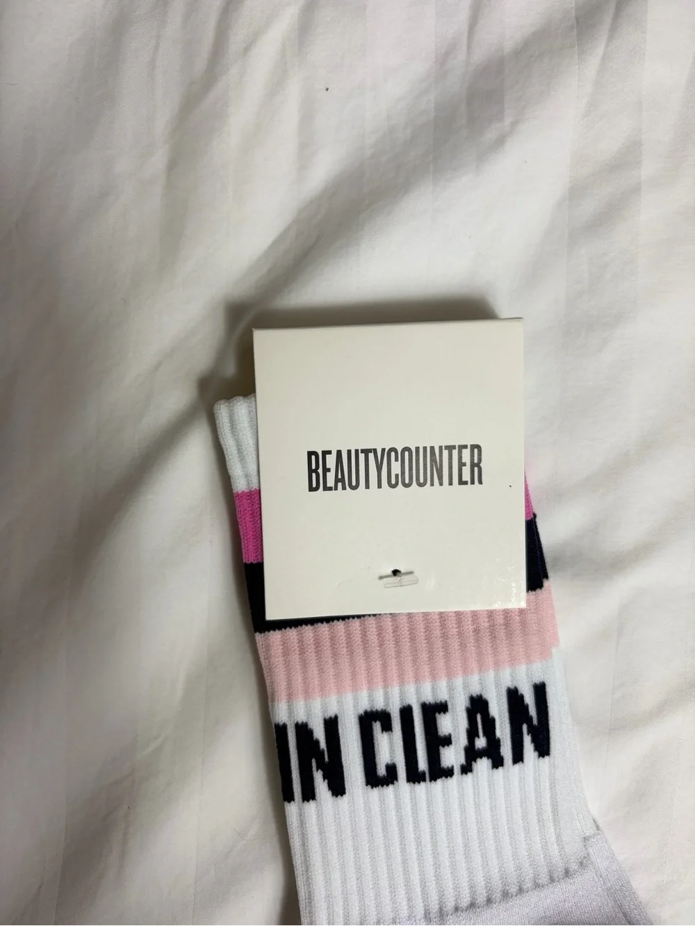 NWT beauty counter leaders in clean thick white crew socks size M
